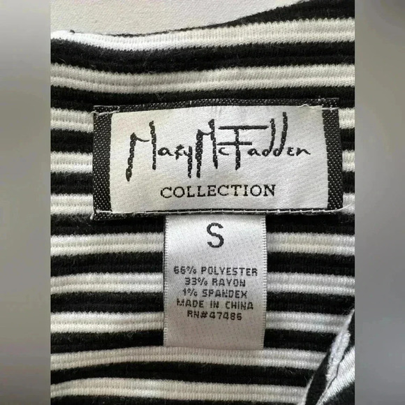 Mary McFadden Black and White Striped Dress - Size Small - Picture 7 of 12